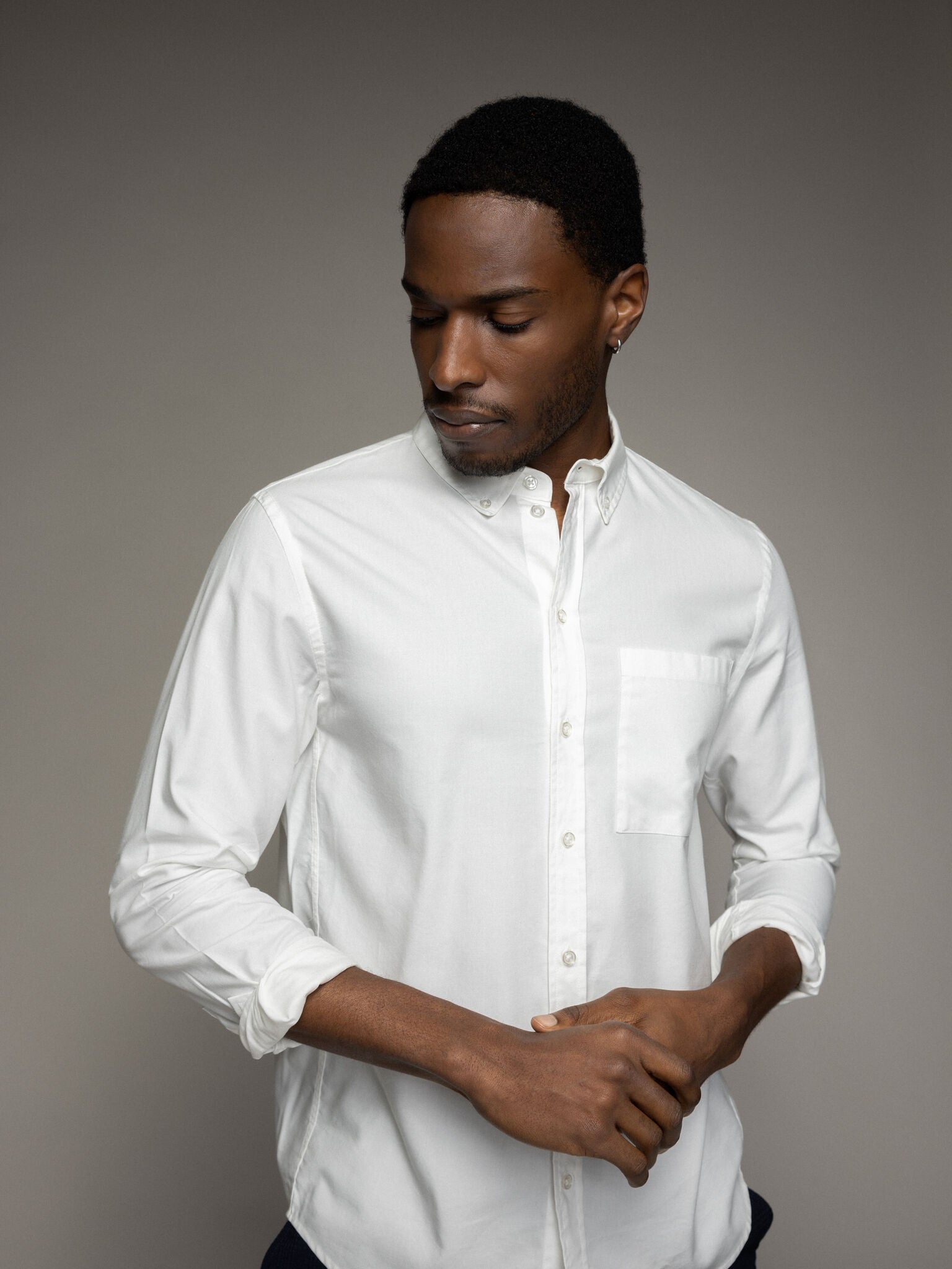 Modelshot / White / Detail